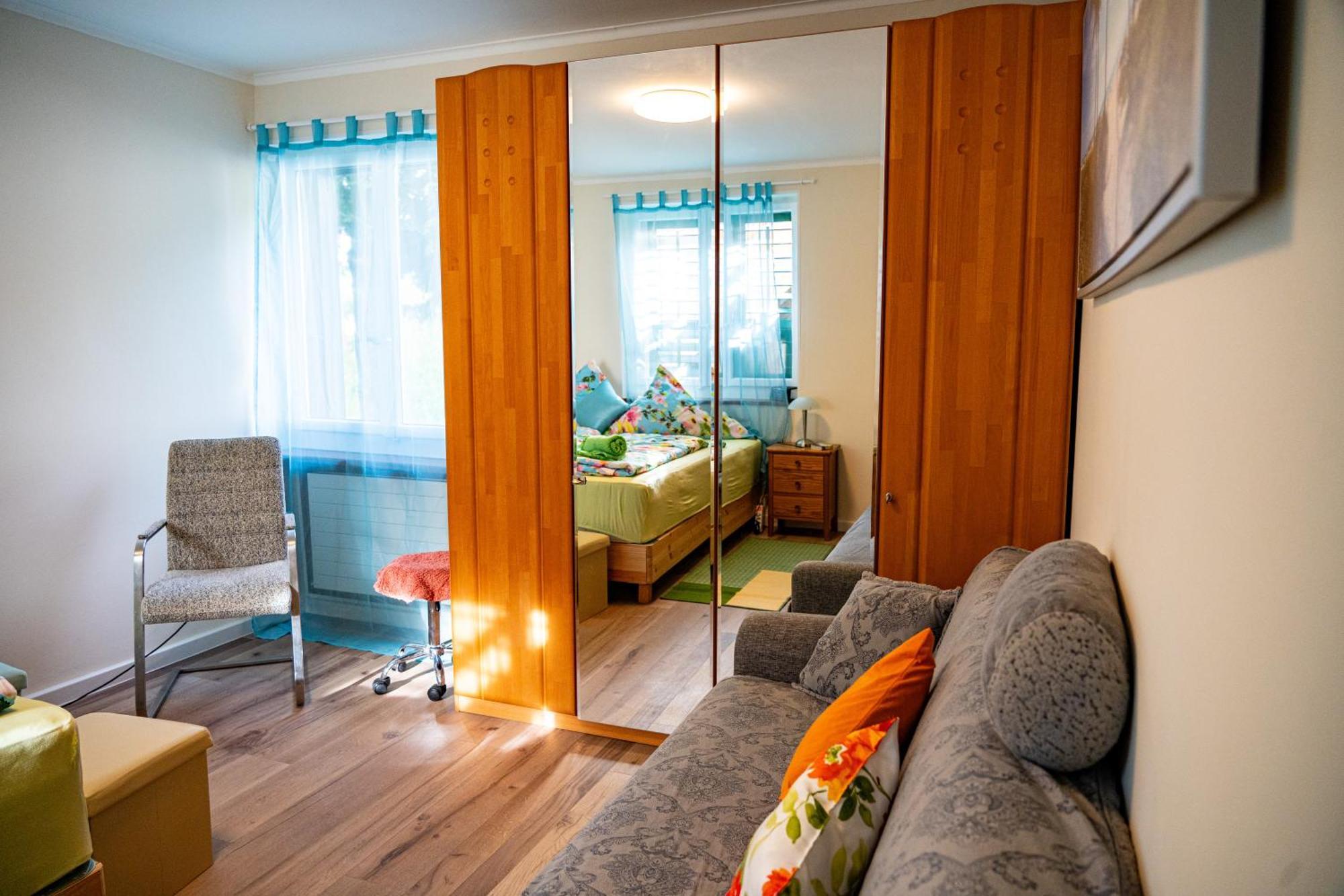 Gemuetliche Wohnung Mit Terasse Und Feuerstelle Lengnau ภายนอก รูปภาพ