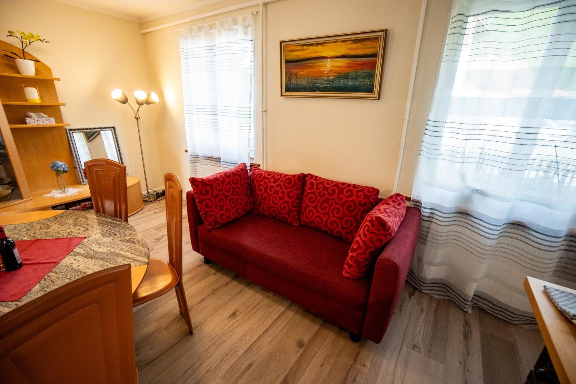 Gemuetliche Wohnung Mit Terasse Und Feuerstelle Lengnau ภายนอก รูปภาพ